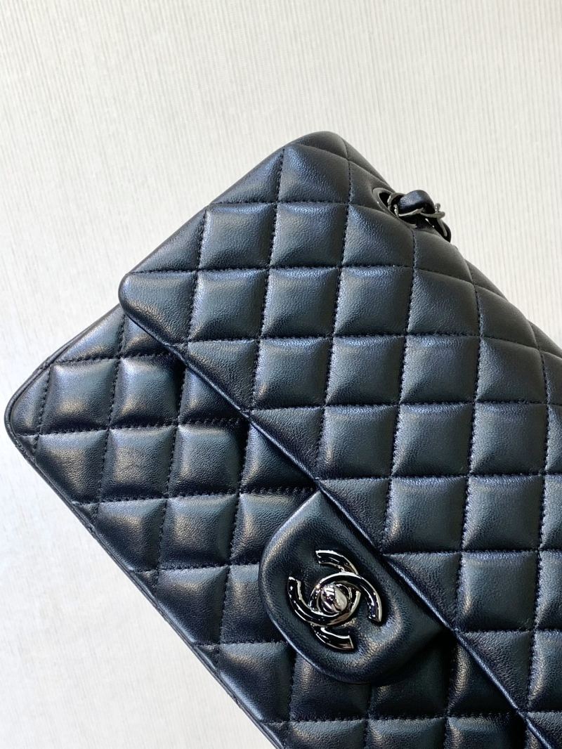 Chanel - Classic Flap - Image 4