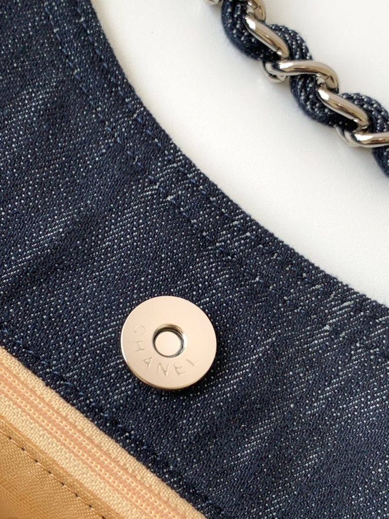 Chanel - Denim - Large Chain Tote Bag - Image 5