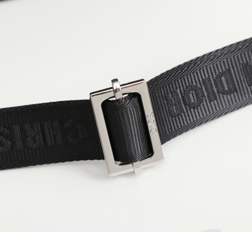 Dior - Zipped Pouch with Strap - Image 7