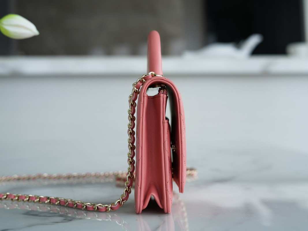 Chanel - Wallet on Chain - Image 7