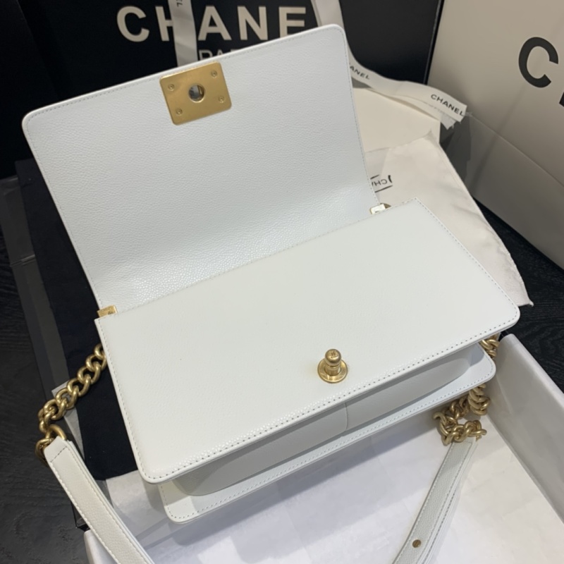 Chanel - Boy - Image 6