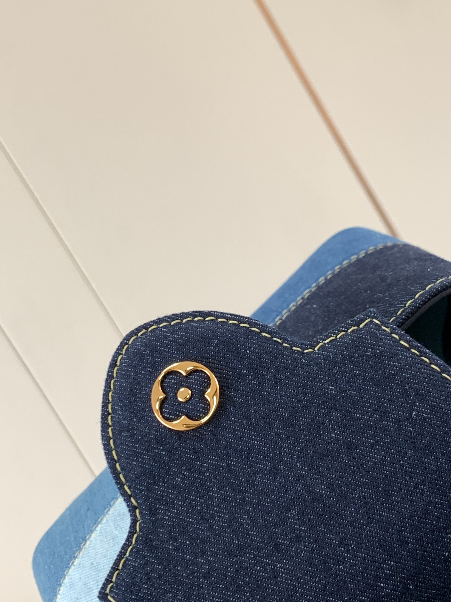 Louis Vuitton - Capucines - Capucines Mini - Image 8