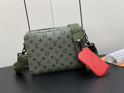 Louis Vuitton - Trio - Trio Messenger - Image 6