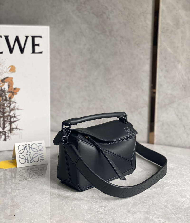 Loewe - Puzzle - Image 2