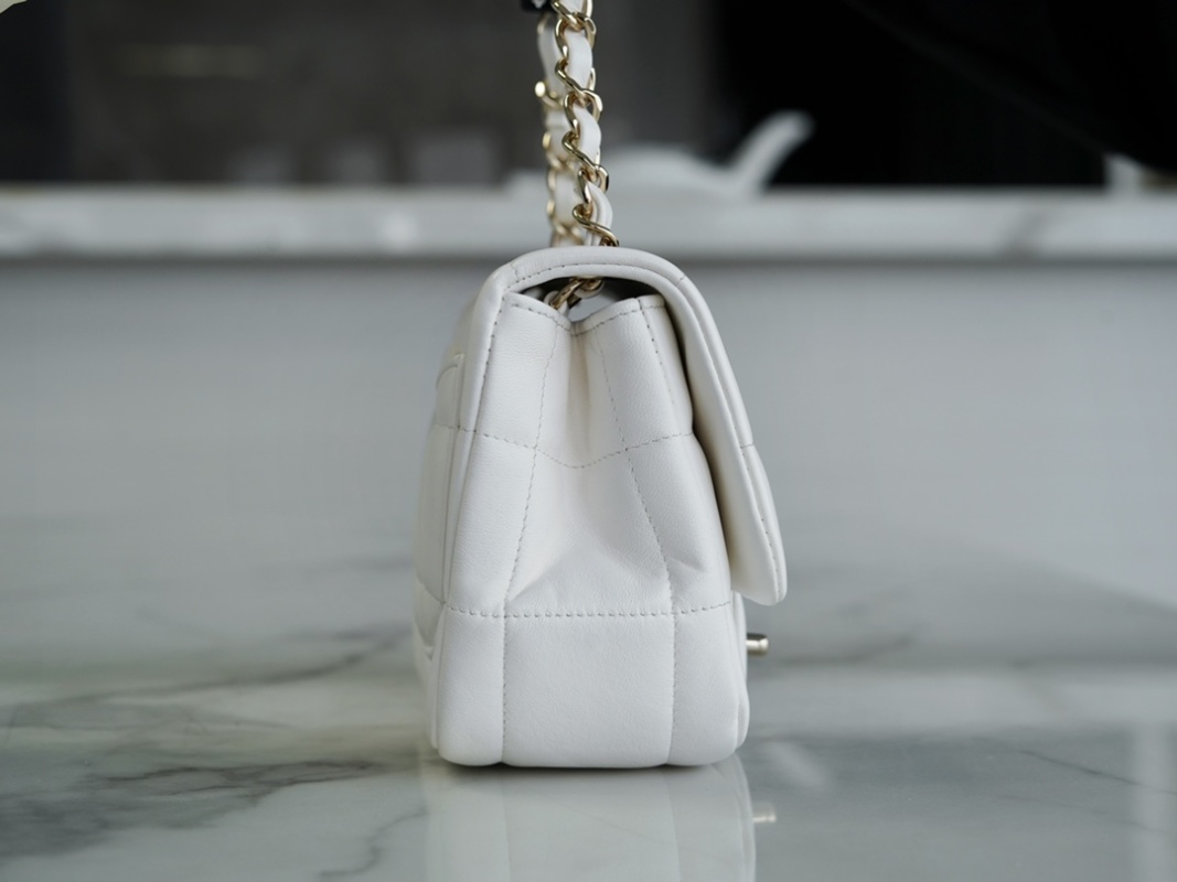 Chanel - Leather - Box Bag - Image 4