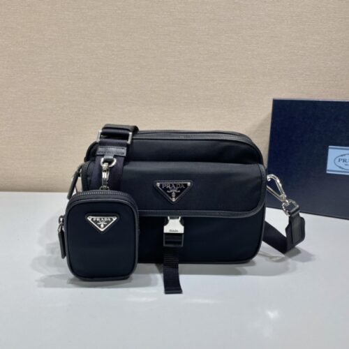 Prada - Messenger Bag