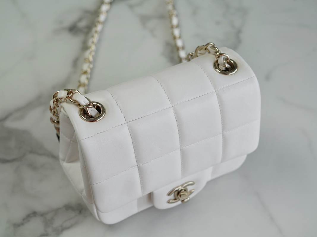 Chanel - Leather - Box Bag - Image 5