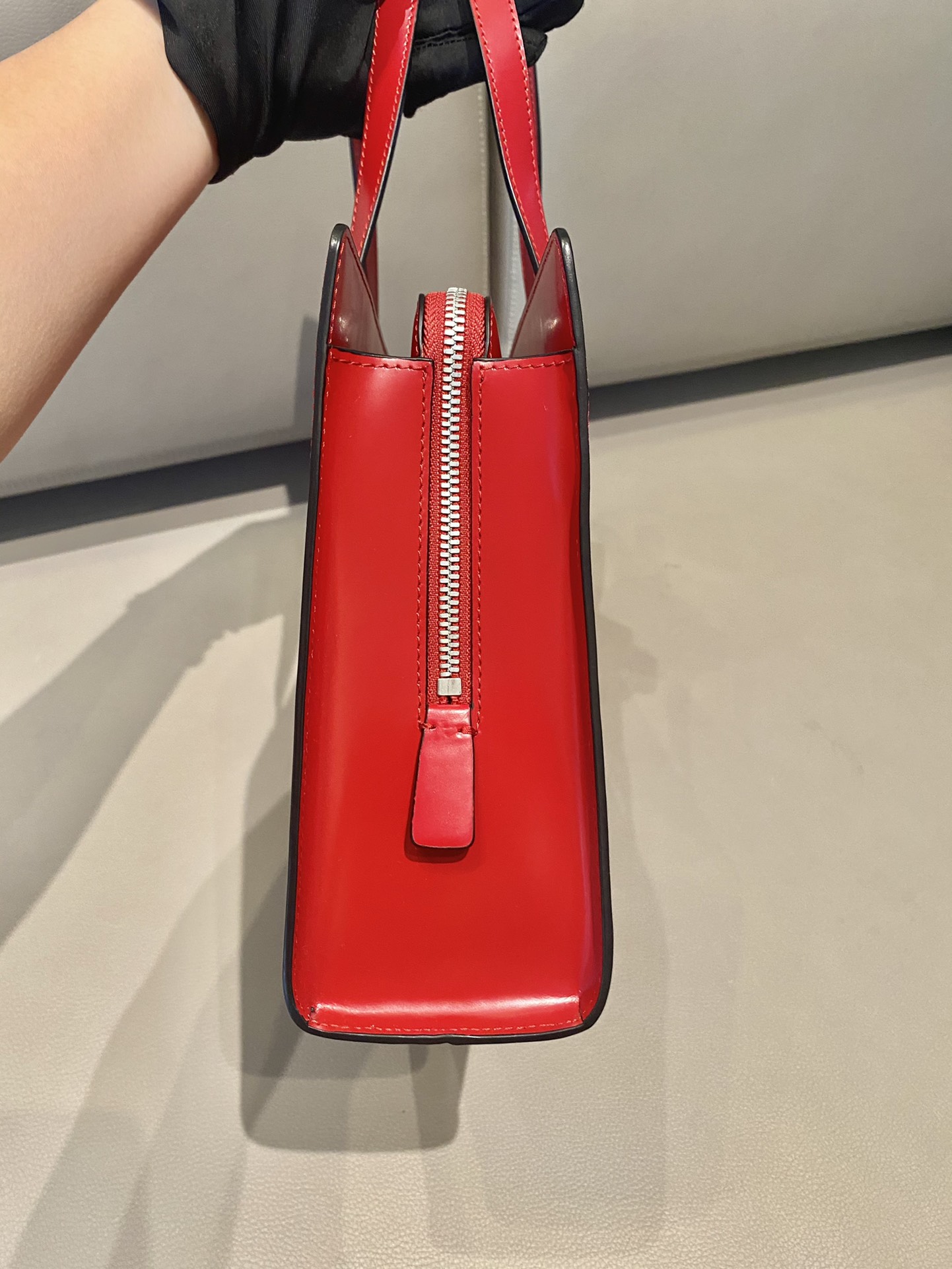 Prada - Re-Edition 1995 - Re-Edition 1995 Brushed Leather Medium Handbag - Image 7
