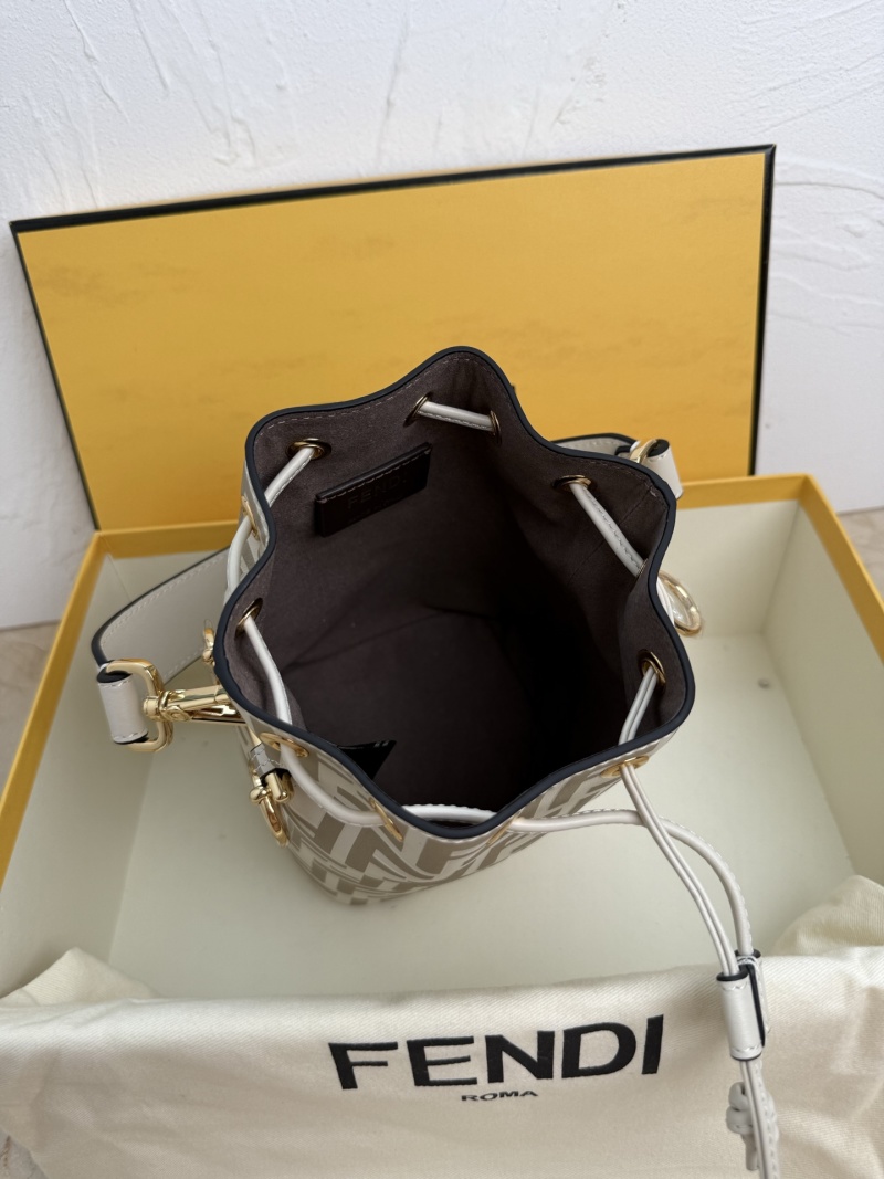 Fendi - Mon Trésor - Image 7
