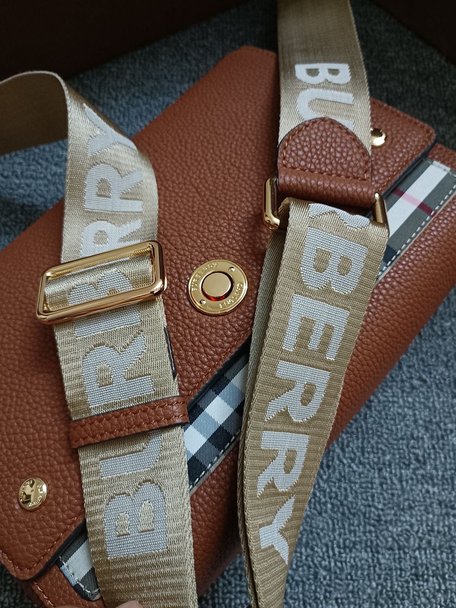 Burberry - Check - Check Leather Crossbody Bag - Image 6