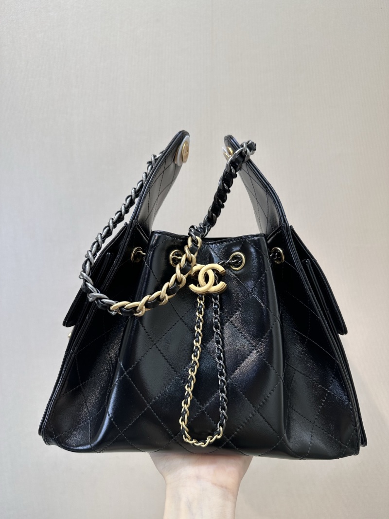 Chanel - Chanel 19 - Image 2