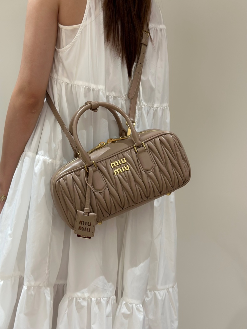 Miu Miu - Matelassé Leather Shoulder Bag - Image 4