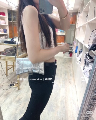 Balenciaga - Hourglass Wallet on Chain - Image 3