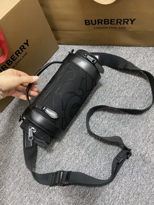 Burberry - Leather - Shoulder Bag