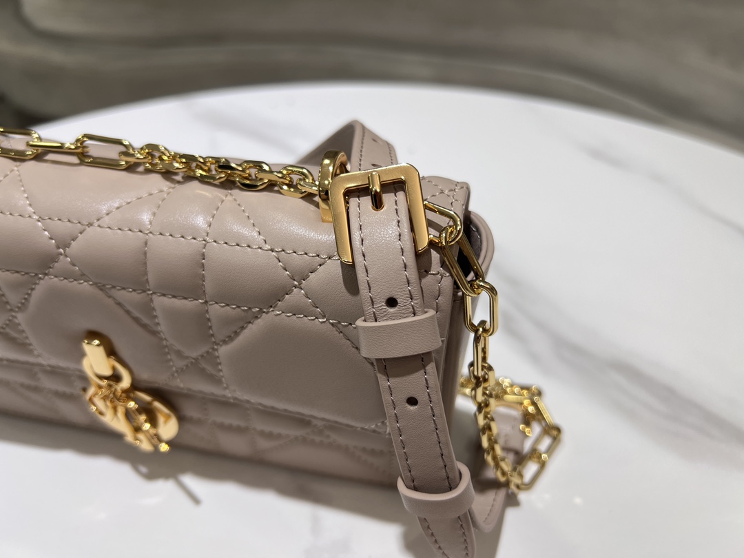 Dior - Crossbody Bag - Image 4