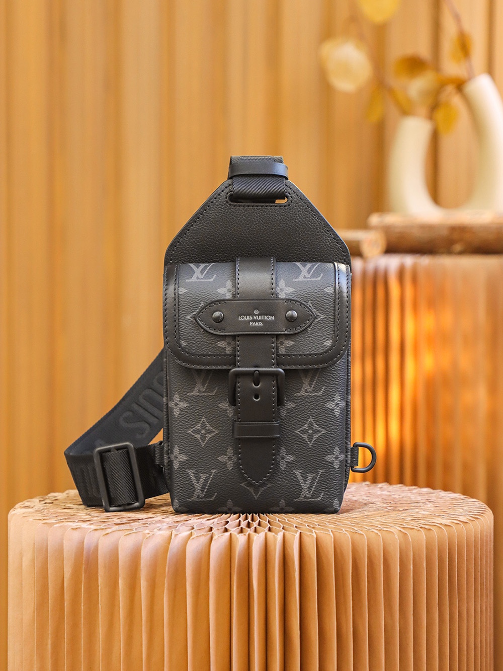 Louis Vuitton - Saumur - Saumur Slingbag