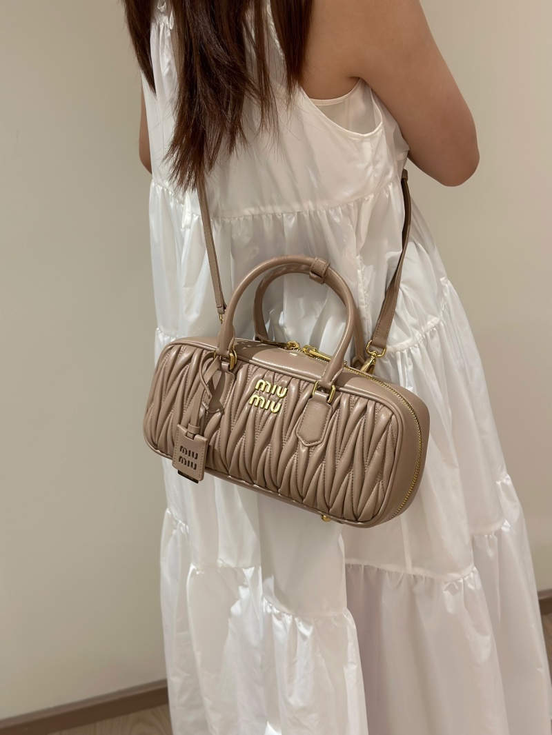 Miu Miu - Matelassé Leather Shoulder Bag - Image 2