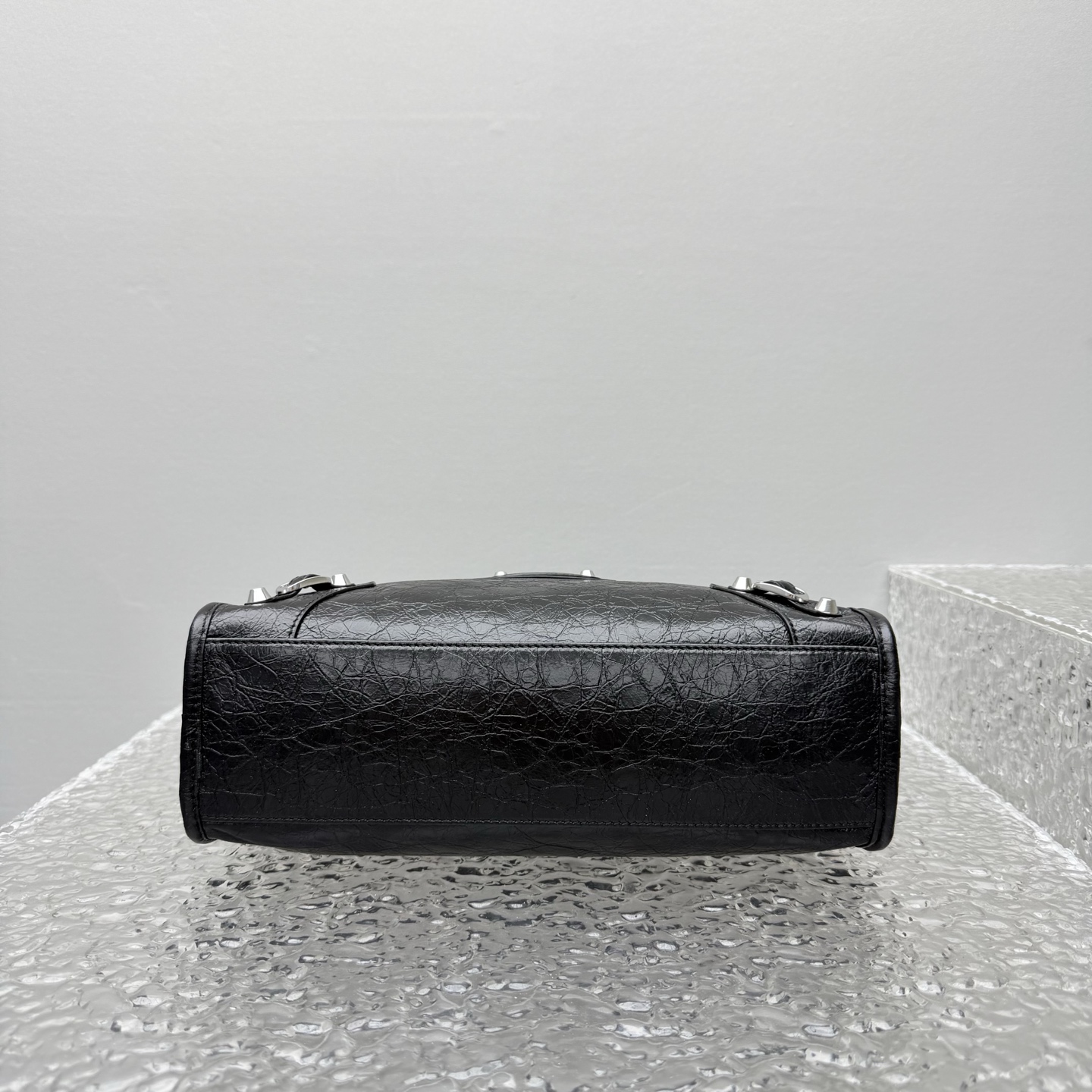 Balenciaga - Le City - Image 6