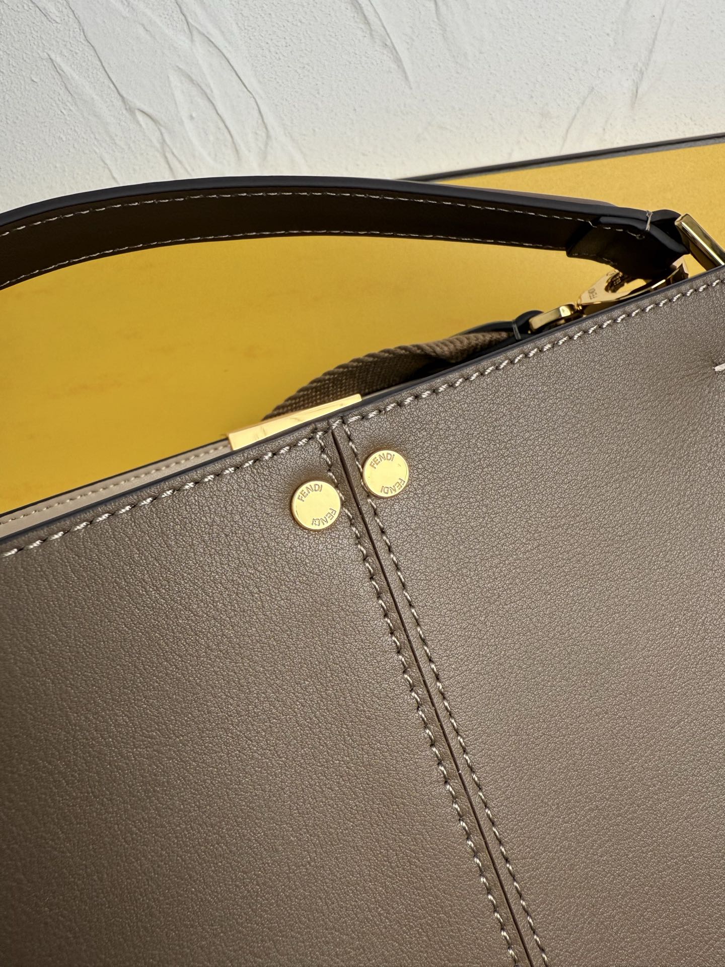 Fendi - Peekaboo X-Lite - Medium Bag - Image 5