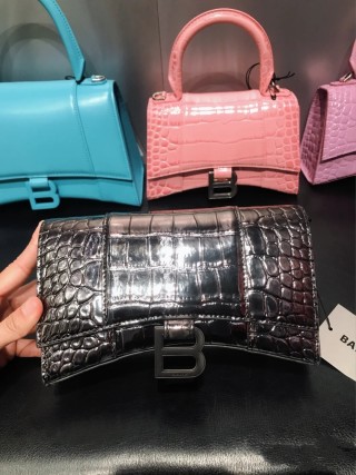 Balenciaga - Hourglass Wallet on Chain - Image 2