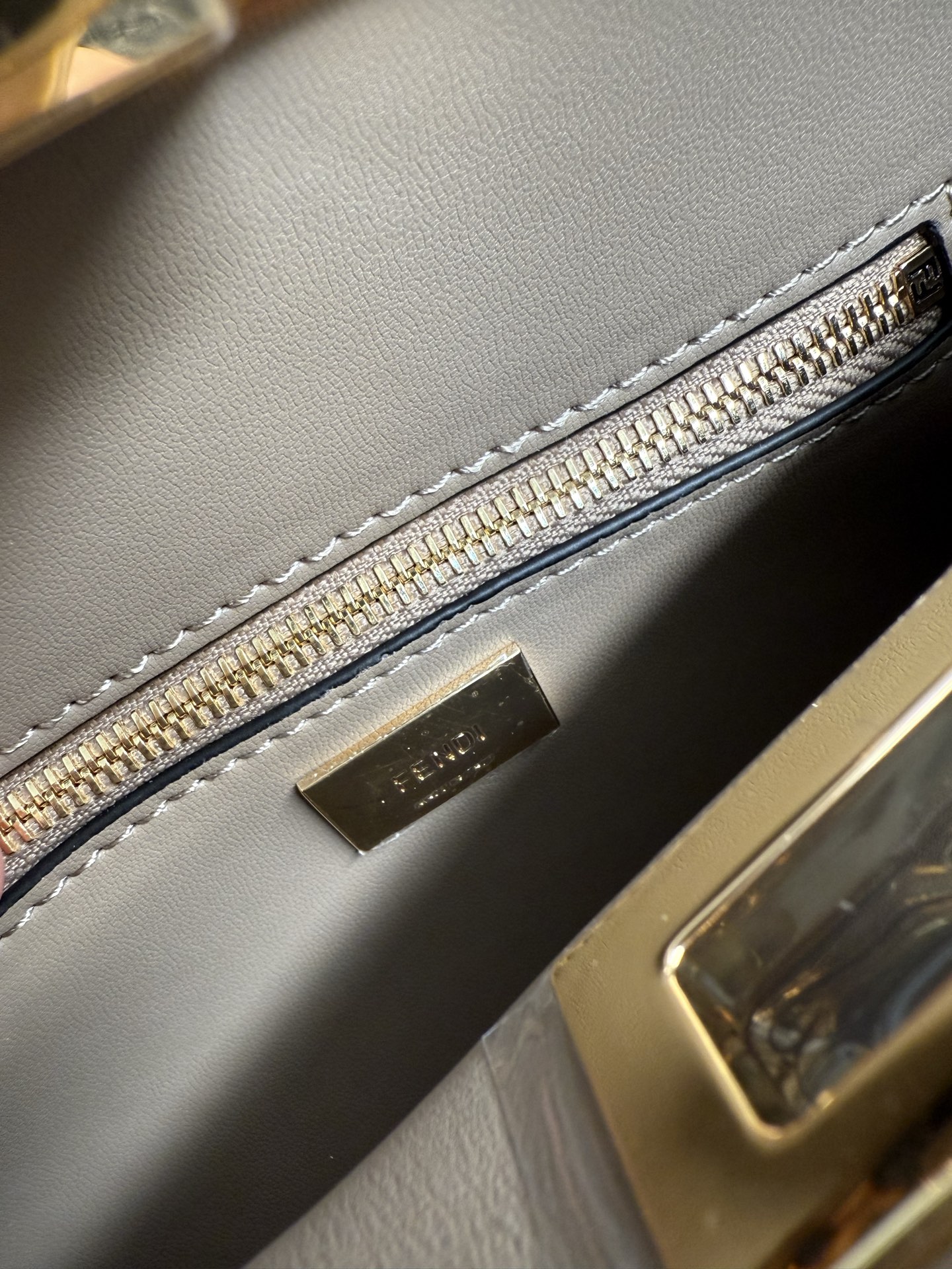 Fendi - Peekaboo - Image 7