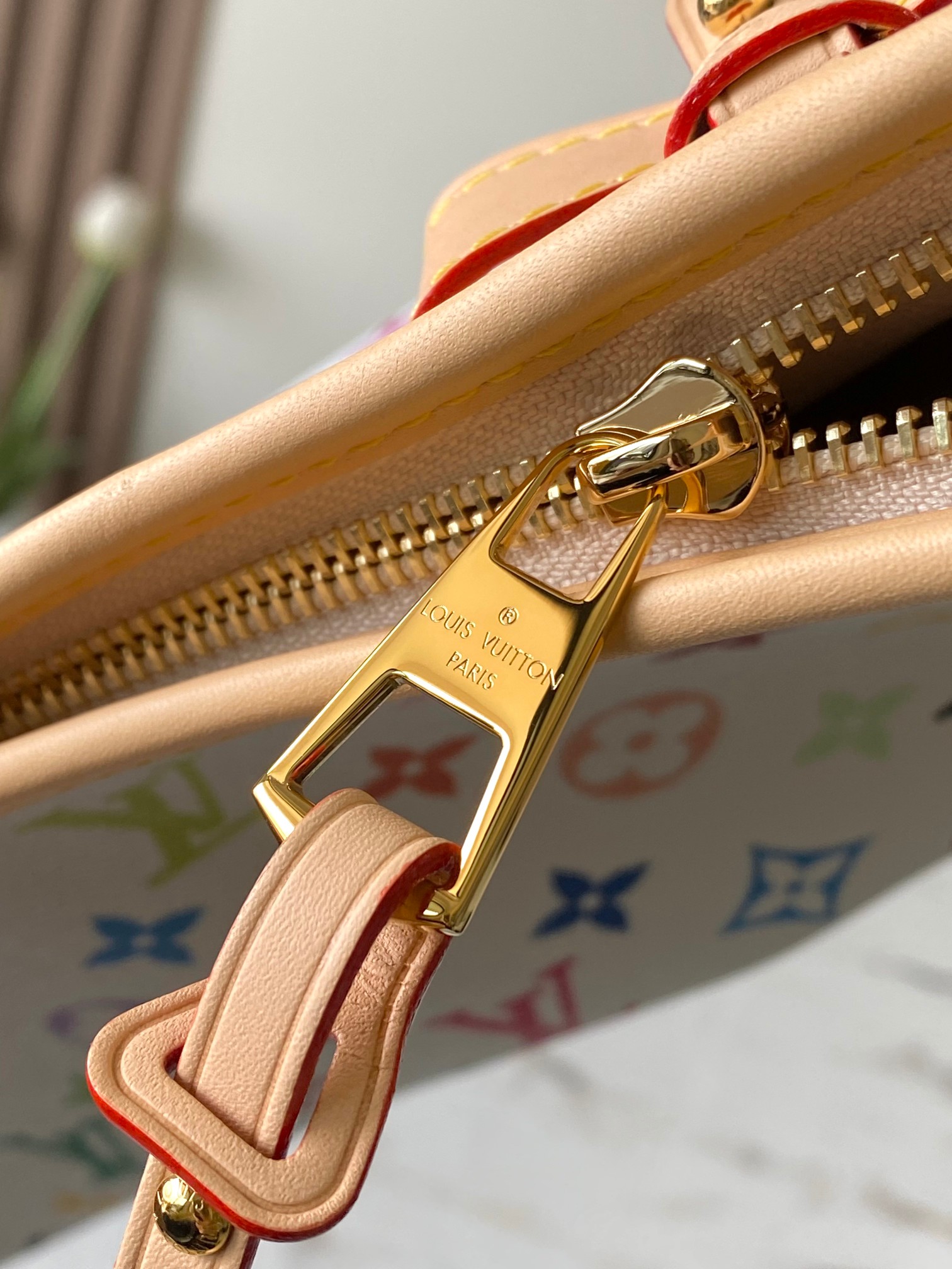 Louis Vuitton - CarryAll - LV x TM CarryAll East West Bag - Image 7