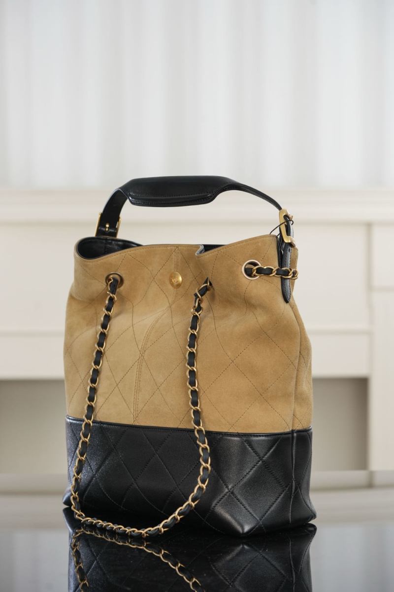 Chanel - Suede - Bucket Bag - Image 6