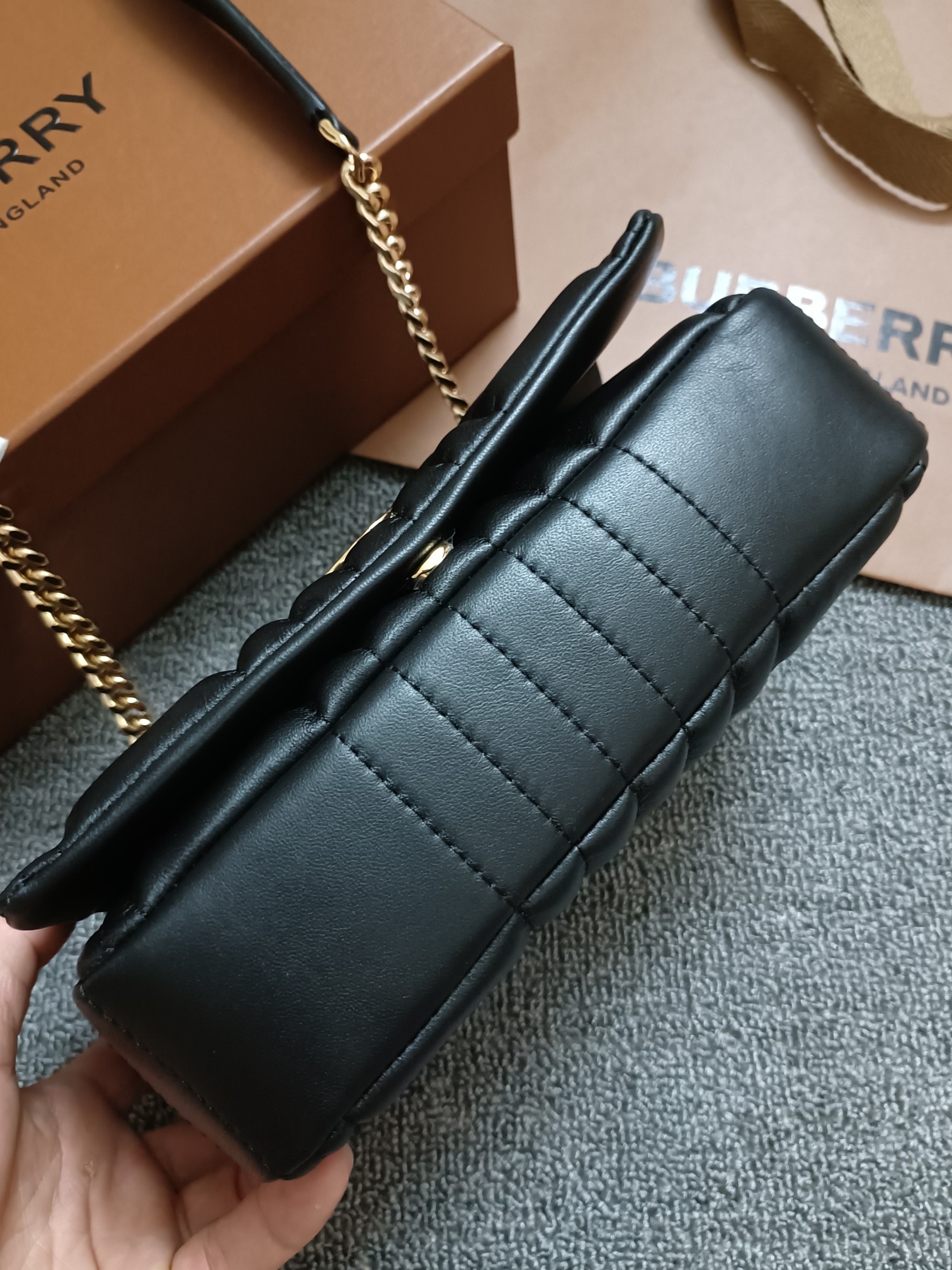 Burberry - Lola - Leather Lola Bag - Image 6