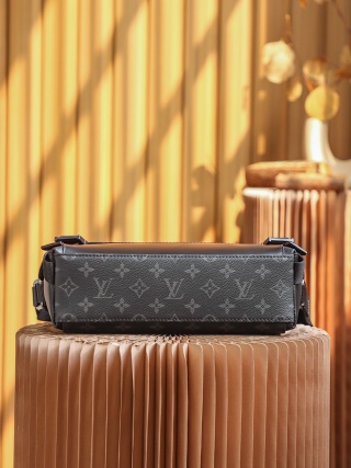 Louis Vuitton - Voyager - Voyager Bag - Image 3